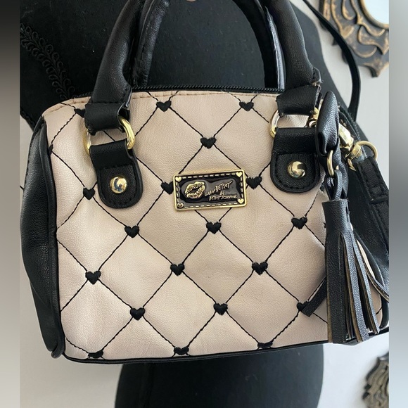 Betsy Johnson small crossbody purse. - Picture 6 of 6